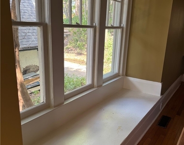 831 Lancaster Avenue - Photo Thumbnail 9