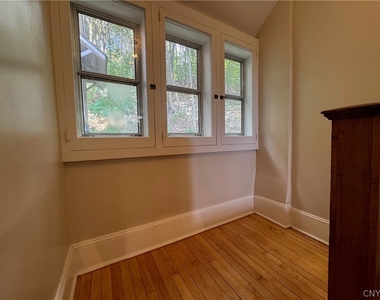 831 Lancaster Avenue - Photo Thumbnail 17