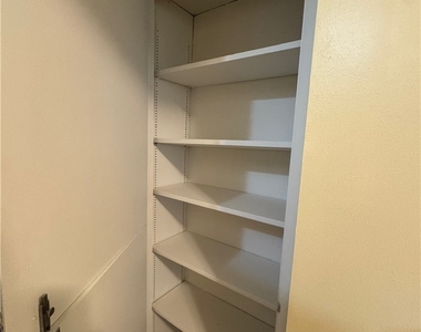 831 Lancaster Avenue - Photo Thumbnail 12