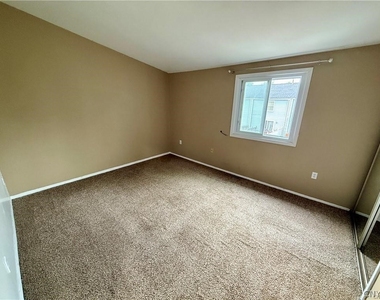 5452 Borgase Lane - Photo Thumbnail 5