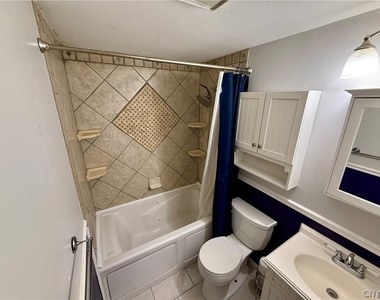 5452 Borgase Lane - Photo Thumbnail 10