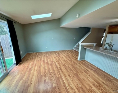 5452 Borgase Lane - Photo Thumbnail 4