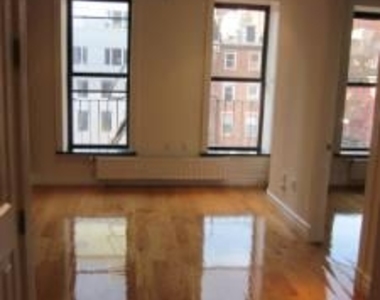East 13th Street - Photo Thumbnail 2