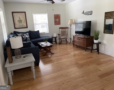 501 Bailey Street - Photo Thumbnail 5