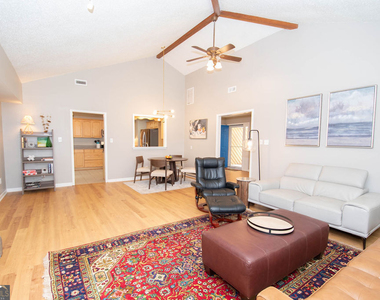103 Burnham Rise - Photo Thumbnail 10