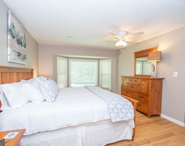 103 Burnham Rise - Photo Thumbnail 20