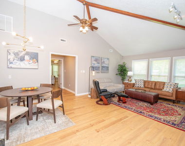 103 Burnham Rise - Photo Thumbnail 8