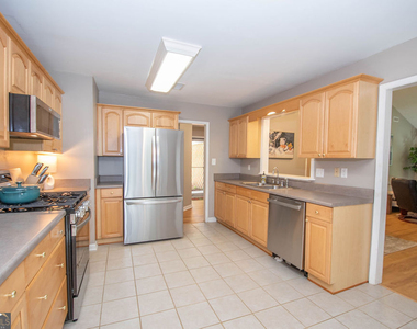 103 Burnham Rise - Photo Thumbnail 2