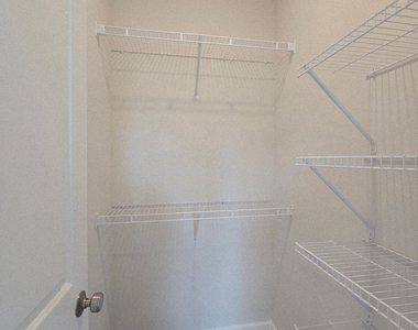 657 Summit Hill Way - Photo Thumbnail 32