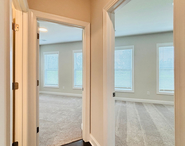 657 Summit Hill Way - Photo Thumbnail 35