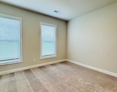 657 Summit Hill Way - Photo Thumbnail 36