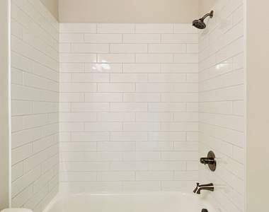 657 Summit Hill Way - Photo Thumbnail 39