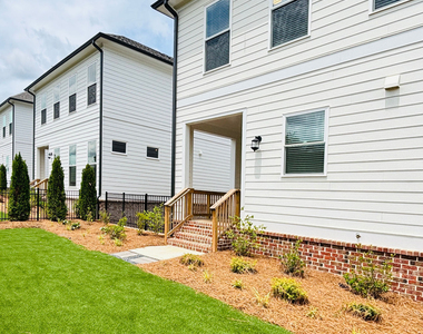 657 Summit Hill Way - Photo Thumbnail 53