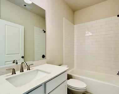 657 Summit Hill Way - Photo Thumbnail 38