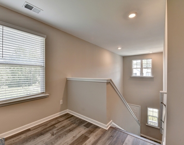 125 Osprey Overlook Drive - Photo Thumbnail 9
