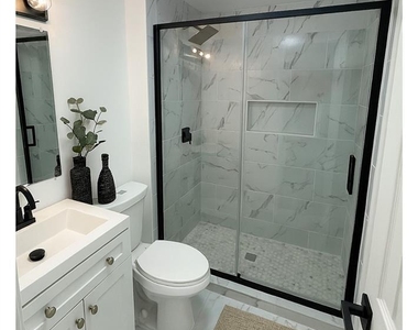4941 Isle Royal Court - Photo Thumbnail 1