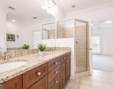 5490 Ne Glenridge Park - Photo Thumbnail 17