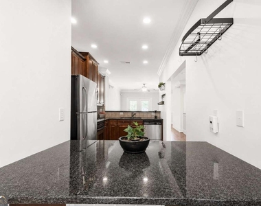 5490 Ne Glenridge Park - Photo Thumbnail 8