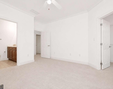 5490 Ne Glenridge Park - Photo Thumbnail 24