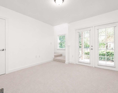 5490 Ne Glenridge Park - Photo Thumbnail 25