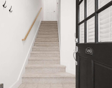 5490 Ne Glenridge Park - Photo Thumbnail 1
