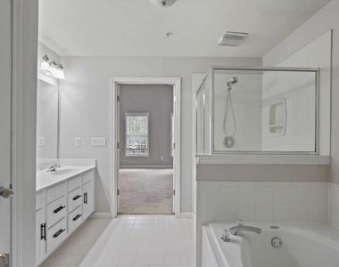 720 Surrey Park Place Se - Photo Thumbnail 16