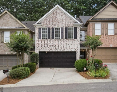 720 Surrey Park Place Se - Photo Thumbnail 1