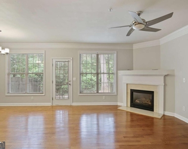 720 Surrey Park Place Se - Photo Thumbnail 2
