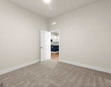2648 Sandy Plains Road - Photo Thumbnail 16