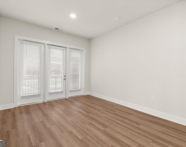 2648 Sandy Plains Road - Photo Thumbnail 10