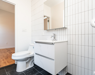 129 Graham Avenue - Photo Thumbnail 13