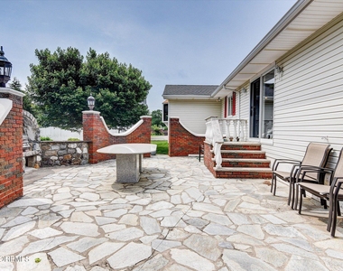 418 Atlantic Avenue - Photo Thumbnail 5