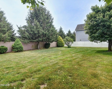 418 Atlantic Avenue - Photo Thumbnail 6