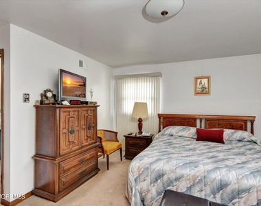418 Atlantic Avenue - Photo Thumbnail 11