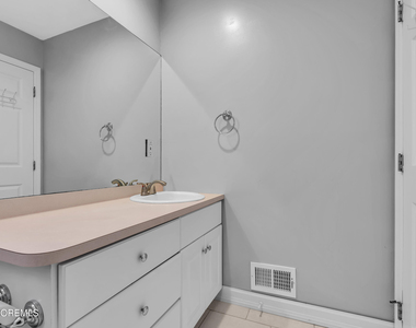 412 Broadway - Photo Thumbnail 19