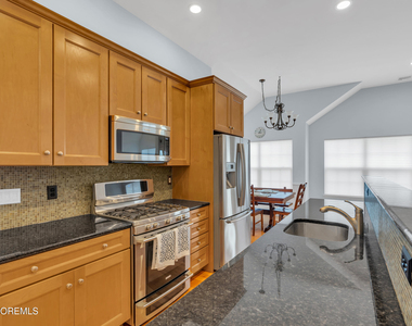 412 Broadway - Photo Thumbnail 15