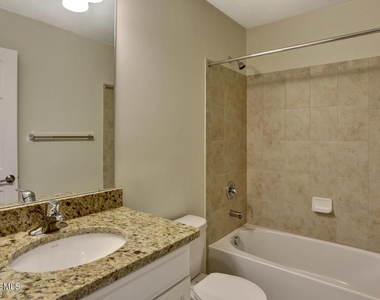 146 Waypoint Drive - Photo Thumbnail 3