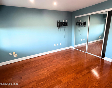 525 Ocean Boulevard - Photo Thumbnail 10