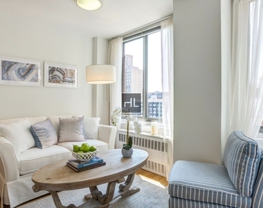 2nd Avenue - Photo Thumbnail 1