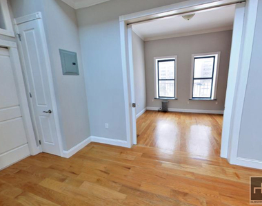 East 100th Street - Photo Thumbnail 2