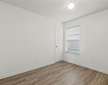 3028 Casa Bella Drive - Photo Thumbnail 21