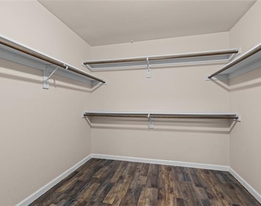 3028 Casa Bella Drive - Photo Thumbnail 19