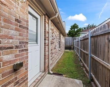 3028 Casa Bella Drive - Photo Thumbnail 22
