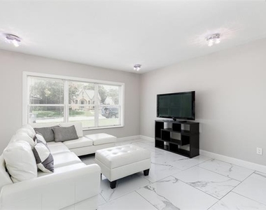 5702 Ellsworth Avenue - Photo Thumbnail 7