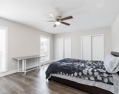 5702 Ellsworth Avenue - Photo Thumbnail 12