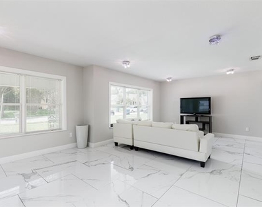 5702 Ellsworth Avenue - Photo Thumbnail 5