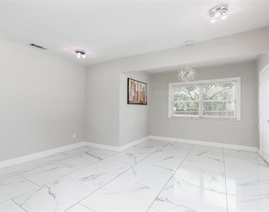 5702 Ellsworth Avenue - Photo Thumbnail 3