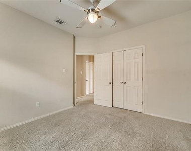 3209 Bloomfield Trail - Photo Thumbnail 21
