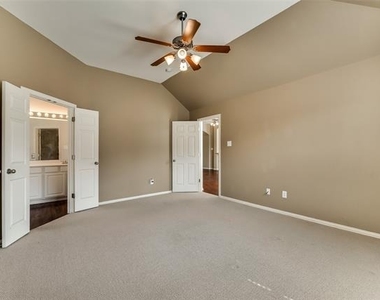 3209 Bloomfield Trail - Photo Thumbnail 16