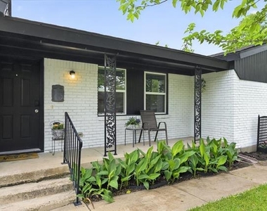3513 Sheridon Drive - Photo Thumbnail 6
